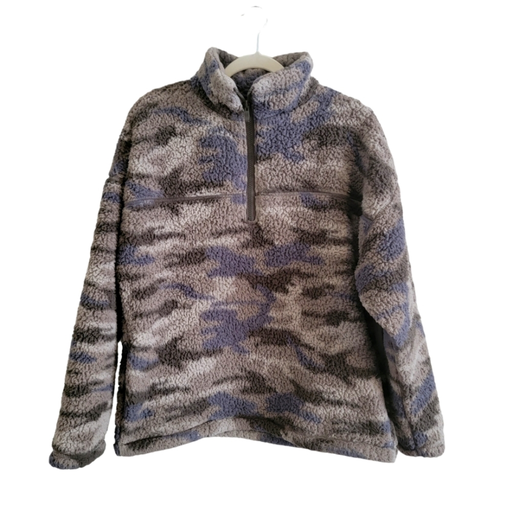 50% off sale!!! Warm Camo Sherpa